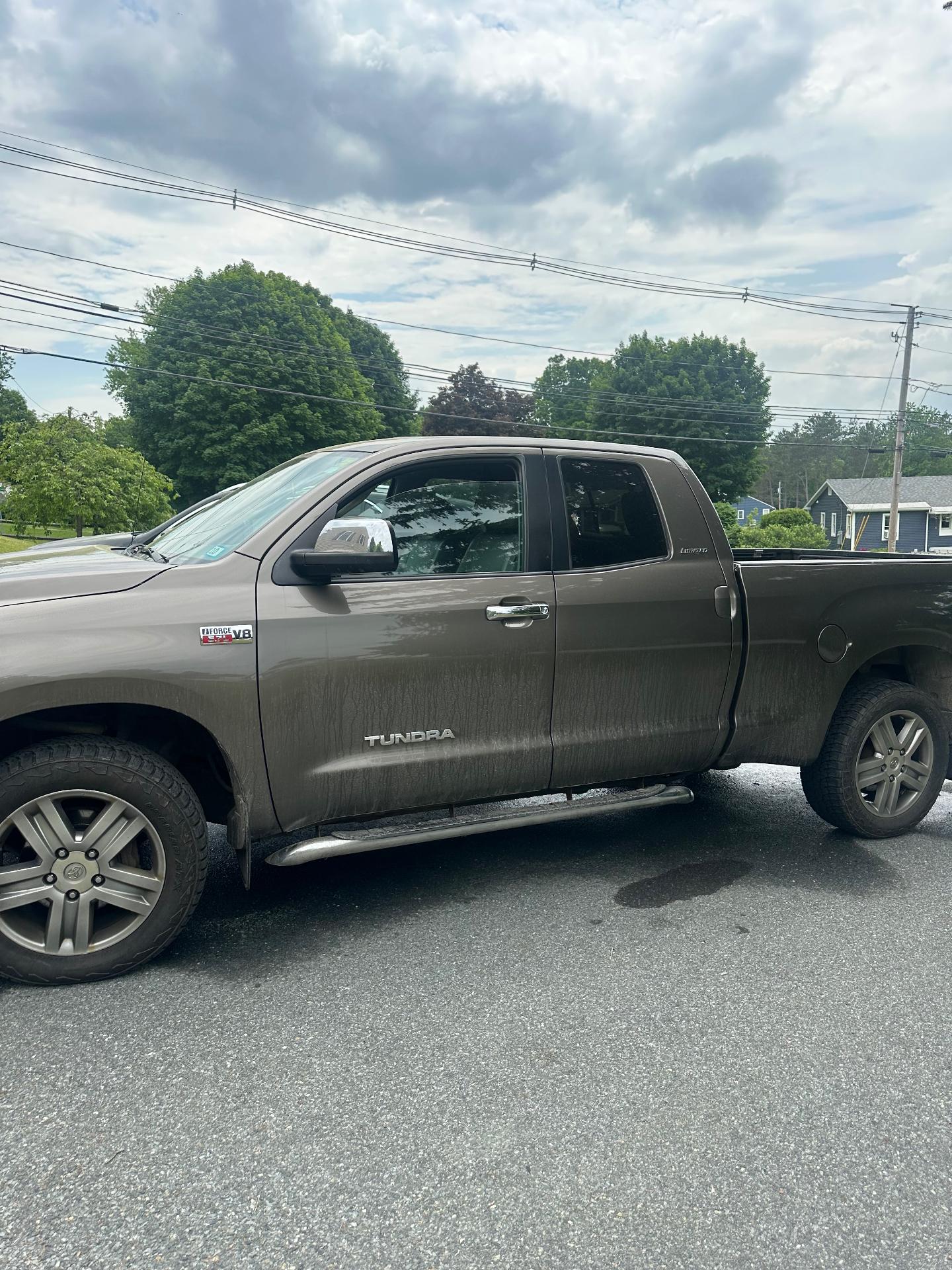 Toyota Tundra exterior before and after full detail — before